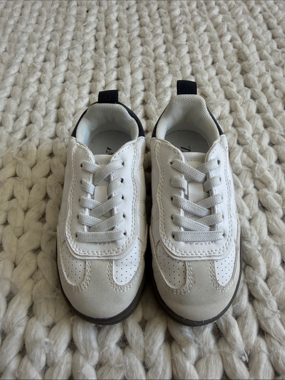 Zara Kids Sneakers Size US 8 Toddler